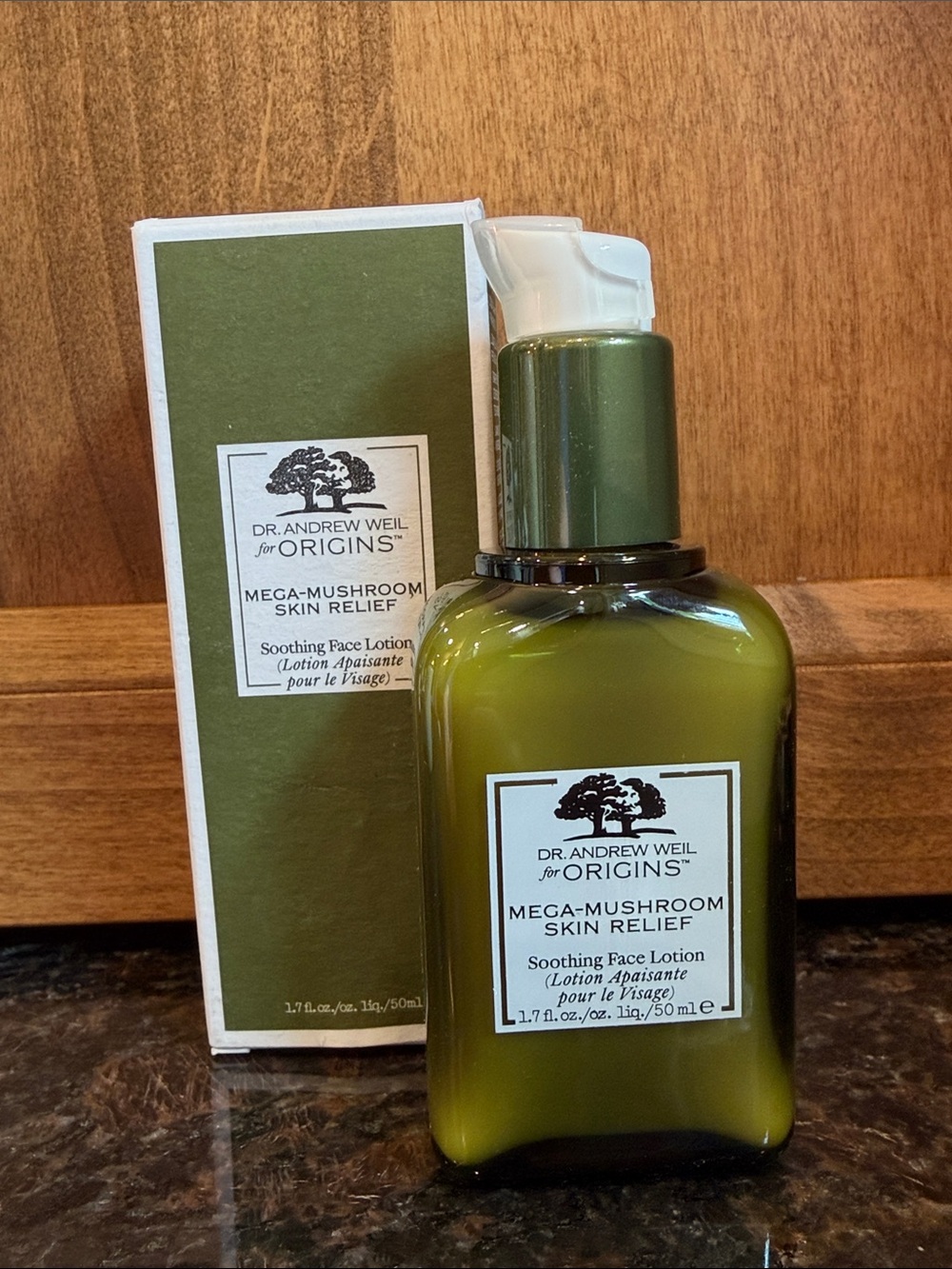 Origins Mega-Mushroom Soothing Face Lotion - Olive Green